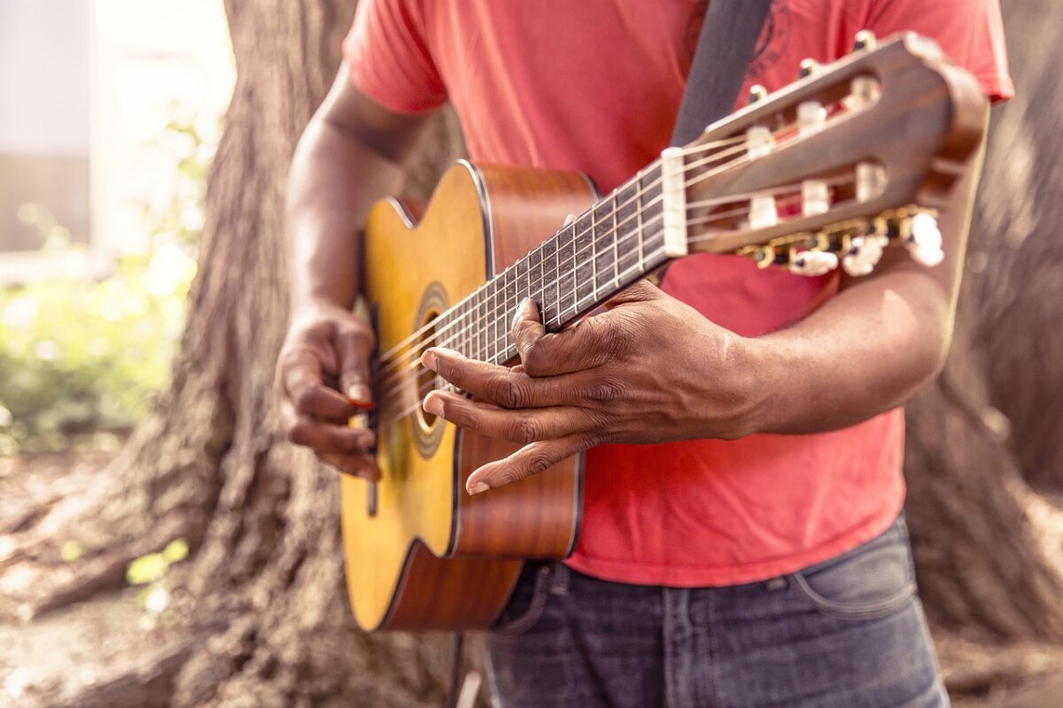 Müzik Terapi ve Gitar: Duygusal İyileşme İçin Yeni Bir Yöntem