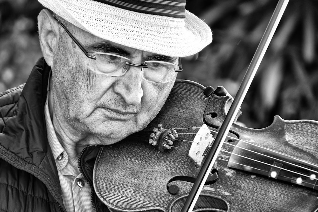 keman daha dün annemizin notaları